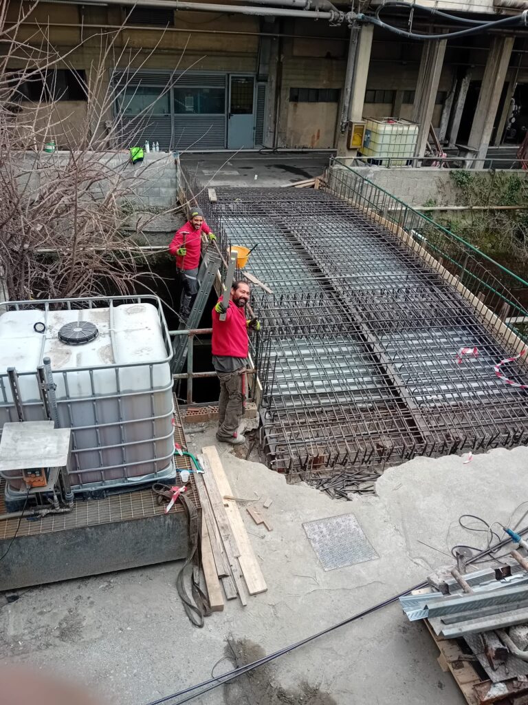 chi siamo , una fot sul cantiere 